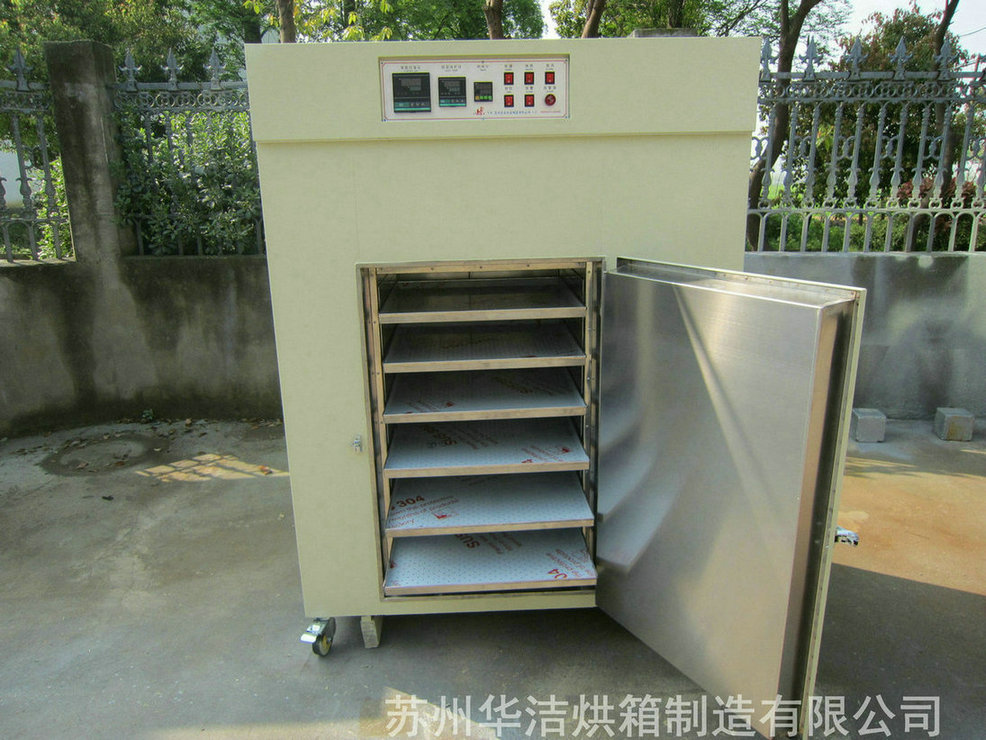 潔凈烘箱的隔熱層到底多厚呢？